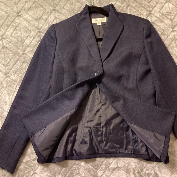 Evan-Picone Classic Suit Jacket (Women’s US size 4) - Picture 5 of 9